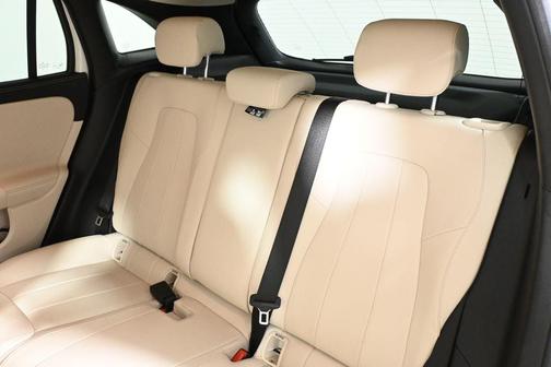 2021 Mercedes-Benz GLA 250 Base 4MATIC