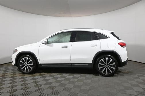 2021 Mercedes-Benz GLA 250 Base 4MATIC