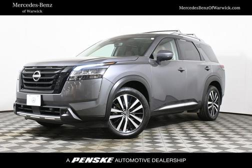 Gun Metallic 2023 Nissan Pathfinder Platinum