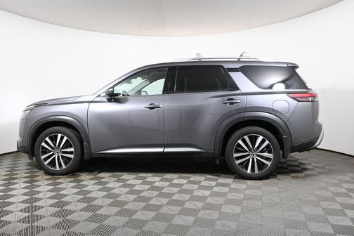 Gun Metallic 2023 Nissan Pathfinder Platinum