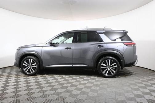 Gun Metallic 2023 Nissan Pathfinder Platinum