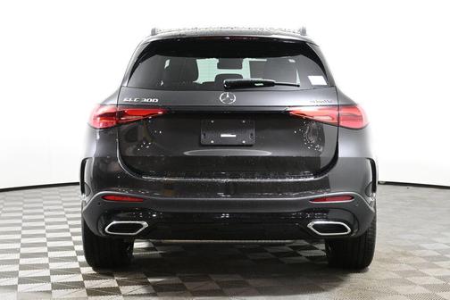 2025 Mercedes-Benz GLC 300 Base 4MATIC