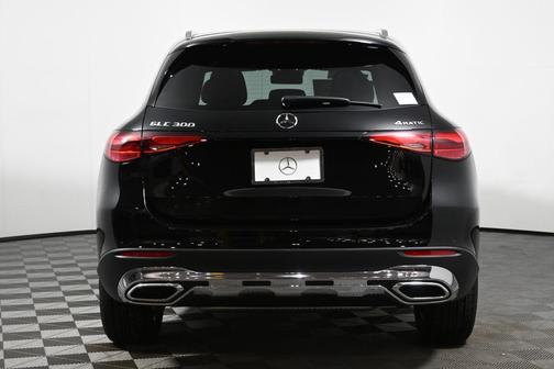 2026 Mercedes-Benz GLC 300 Base 4MATIC