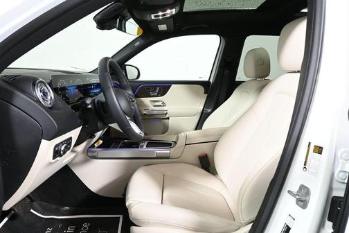 2026 Mercedes-Benz GLB 250 Base 4MATIC