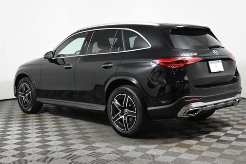 2026 Mercedes-Benz GLC 300 Base 4MATIC