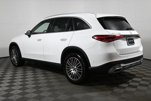 2026 Mercedes-Benz GLC 300 Base 4MATIC