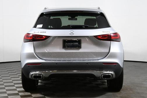 2022 Mercedes-Benz GLA 250 Base 4MATIC