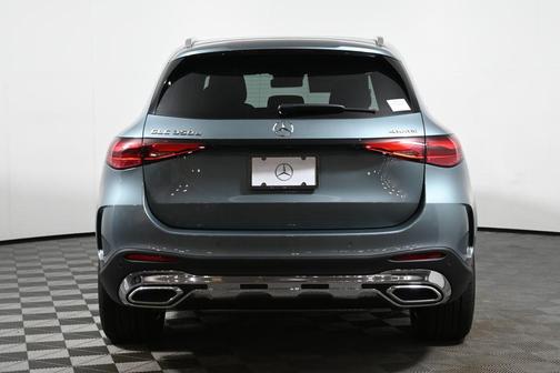 2026 Mercedes-Benz GLC 350e 
