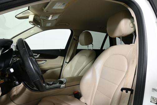 2019 Mercedes-Benz GLC 300 Base