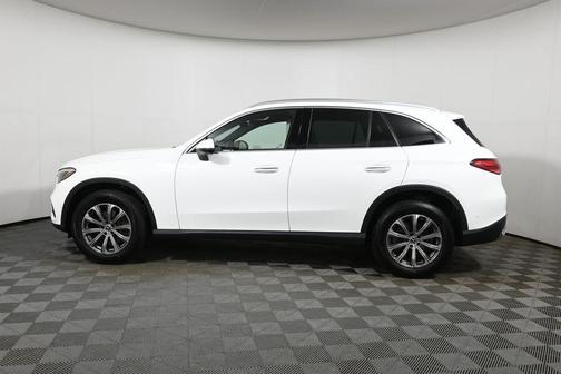Polar White 2025 Mercedes-Benz GLC 300 Base 4MATIC