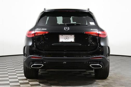 2025 Mercedes-Benz GLC 300 Base 4MATIC
