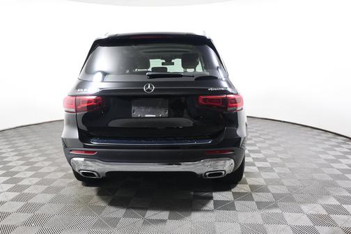 Black 2023 Mercedes-Benz GLB 250 4MATIC