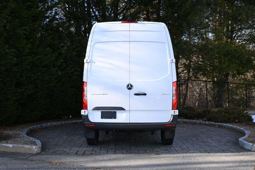 2025 Mercedes-Benz Sprinter 2500 144 WB