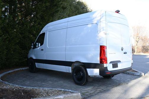 2025 Mercedes-Benz Sprinter 2500 144 WB