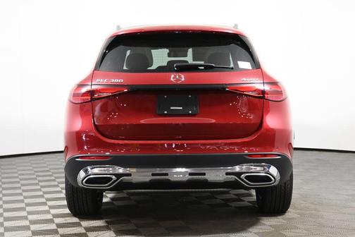 2025 Mercedes-Benz GLC 300 Base 4MATIC
