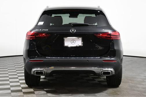 2025 Mercedes-Benz GLA 250 Base 4MATIC