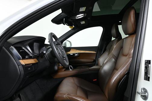 2023 Volvo XC90 B6 Plus 7-Seater