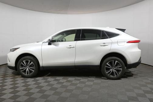 2022 Toyota Venza LE