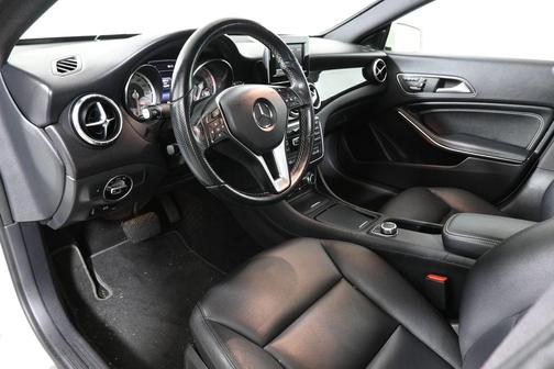 2014 Mercedes-Benz CLA-Class 250