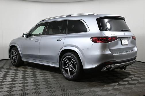 2025 Mercedes-Benz GLS 450 4MATIC