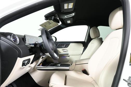 2025 Mercedes-Benz GLA 250 Base 4MATIC