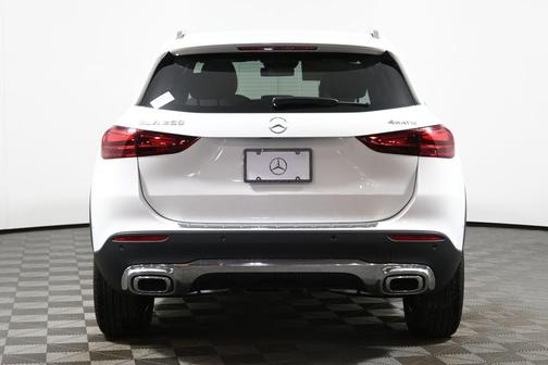 2025 Mercedes-Benz GLA 250 Base 4MATIC