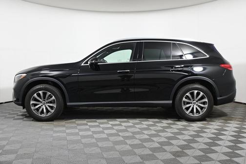 2023 Mercedes-Benz GLC 300 Base 4MATIC