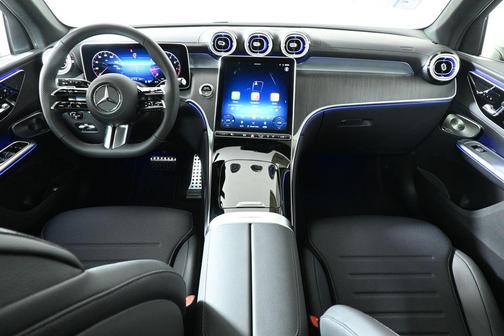 2025 Mercedes-Benz GLC 300 Base 4MATIC
