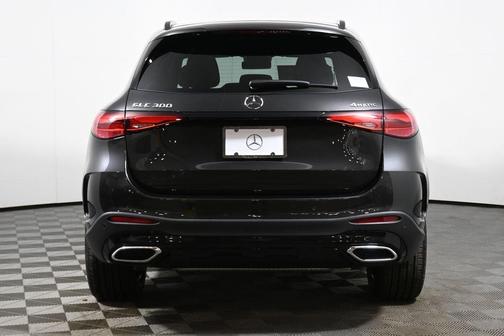 2026 Mercedes-Benz GLC 300 Base 4MATIC