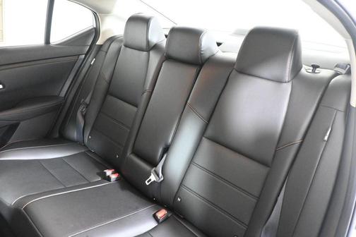 White 2022 Nissan Sentra SR