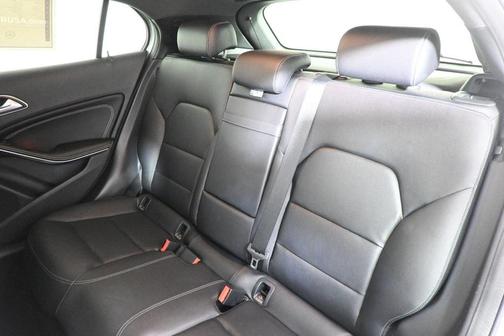 Polar Silver Metallic 2016 Mercedes-Benz GLA-Class GLA 250 4MATIC