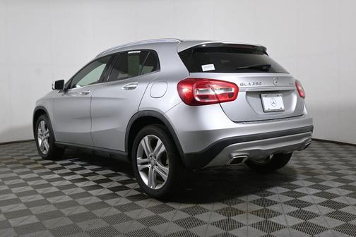 Polar Silver Metallic 2016 Mercedes-Benz GLA-Class GLA 250 4MATIC
