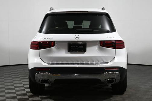 2025 Mercedes-Benz GLB 250 Base 4MATIC
