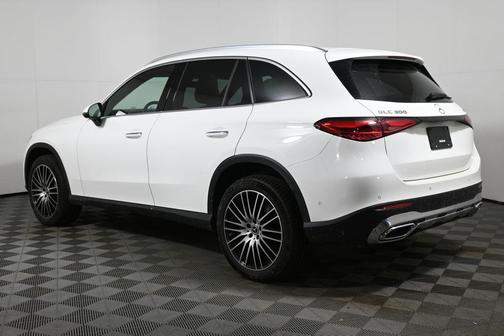 2025 Mercedes-Benz GLC 300 Base 4MATIC