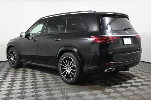2026 Mercedes-Benz GLS 450 4MATIC