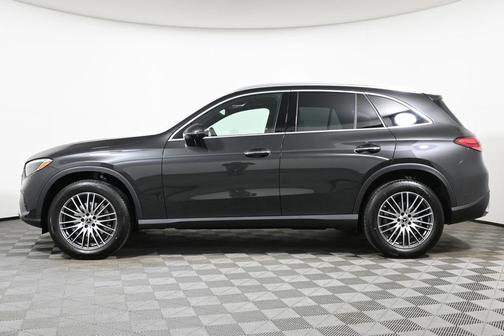 2025 Mercedes-Benz GLC 300 Base 4MATIC