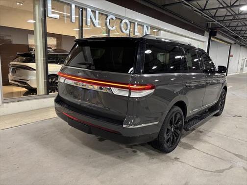 2022 Lincoln Navigator Black Label