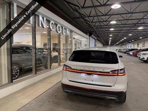 2023 Lincoln Nautilus Reserve