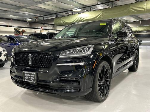 INFINITE BLACK MET CC 2023 Lincoln Aviator Reserve AWD