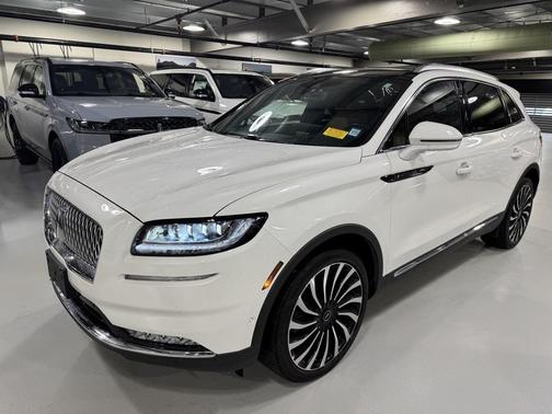 2022 Lincoln Nautilus Black Label