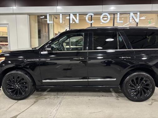 2021 Lincoln Navigator Reserve