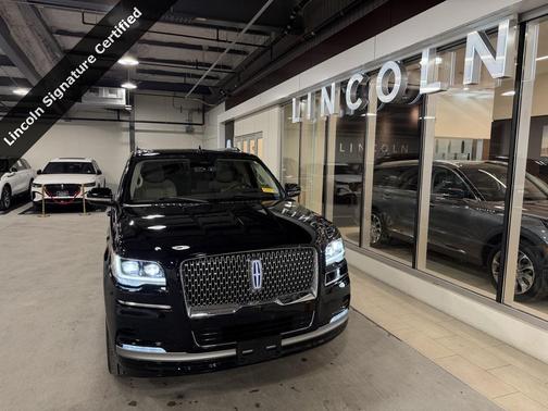 2023 Lincoln Navigator Reserve