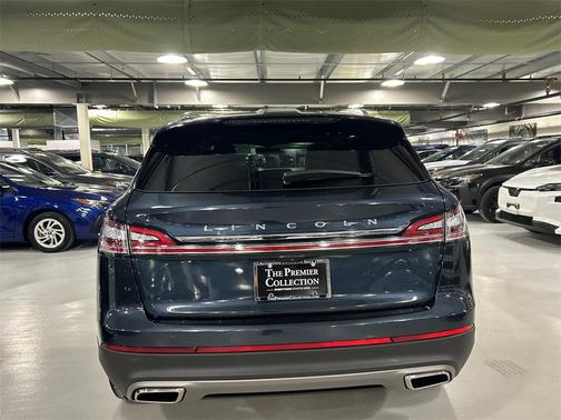 2022 Lincoln Nautilus Reserve