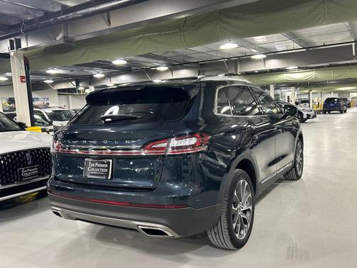 2022 Lincoln Nautilus Reserve