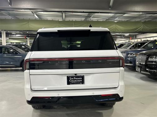 2025 Lincoln Navigator Reserve