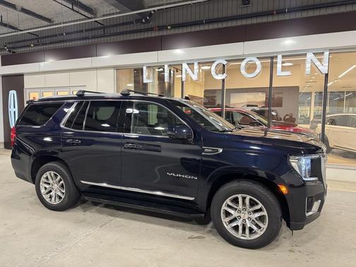 2022 GMC Yukon SLT