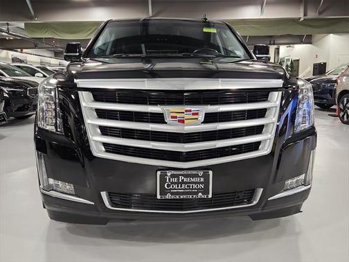 2019 Cadillac Escalade ESV Luxury