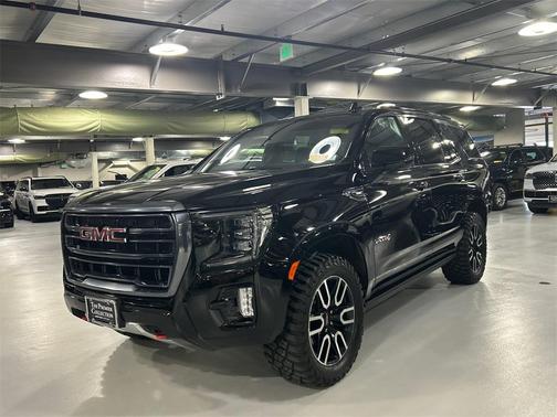 2022 GMC Yukon 4WD AT4
