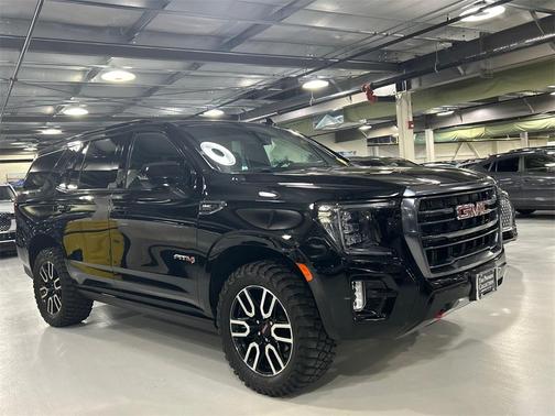 2022 GMC Yukon 4WD AT4