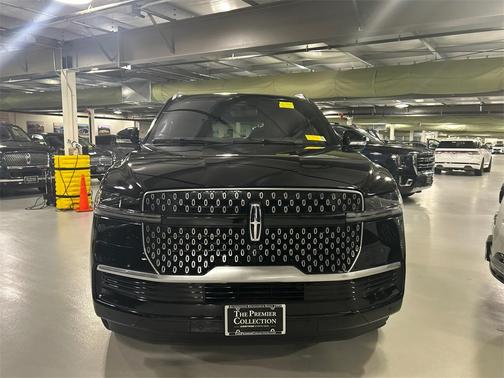 2025 Lincoln Navigator Reserve